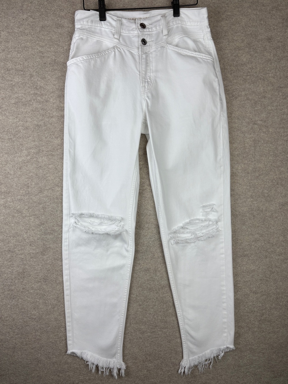 American Eagle White Mom Jeans Distressed Ripped Size 4 High Waist Two Button